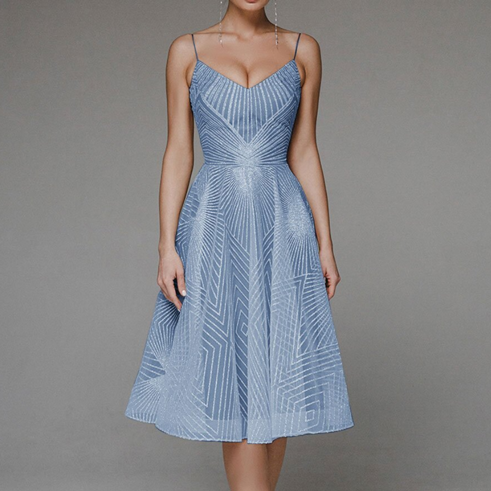 Nika | Robe élégante à silhouette moderne pour femme