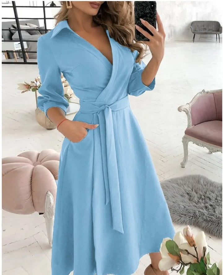 Raelynn | Robe Portefeuille Élégante à Silhouette Fluide pour Femme
