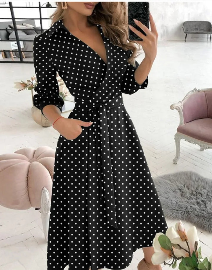 Raelynn | Robe Portefeuille Élégante à Silhouette Fluide pour Femme