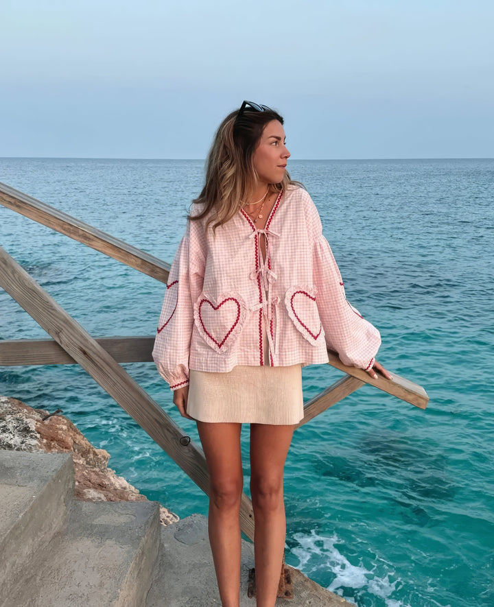 Aanya | Blouse Brodée Cœur au Design Élégant pour Femme