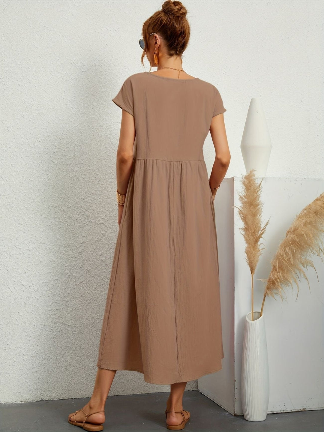 Mirabelle | Robe de loisirs décolletée