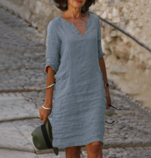 Aarna | Robe en lin décontractée à col en V avec coupe relaxe pour femmes