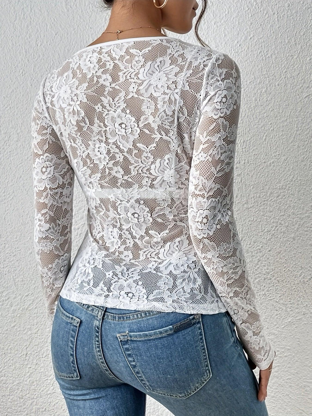 Krisha | Blouse décorative en dentelle florale en forme d'éventail pour femmes