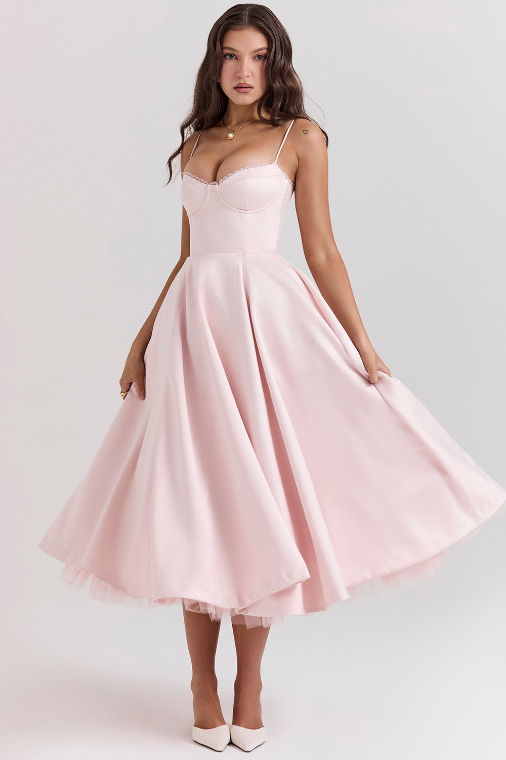 Virginia | Robe Midi Élégante Rose Poudré pour Femmes – Vesper Lorain